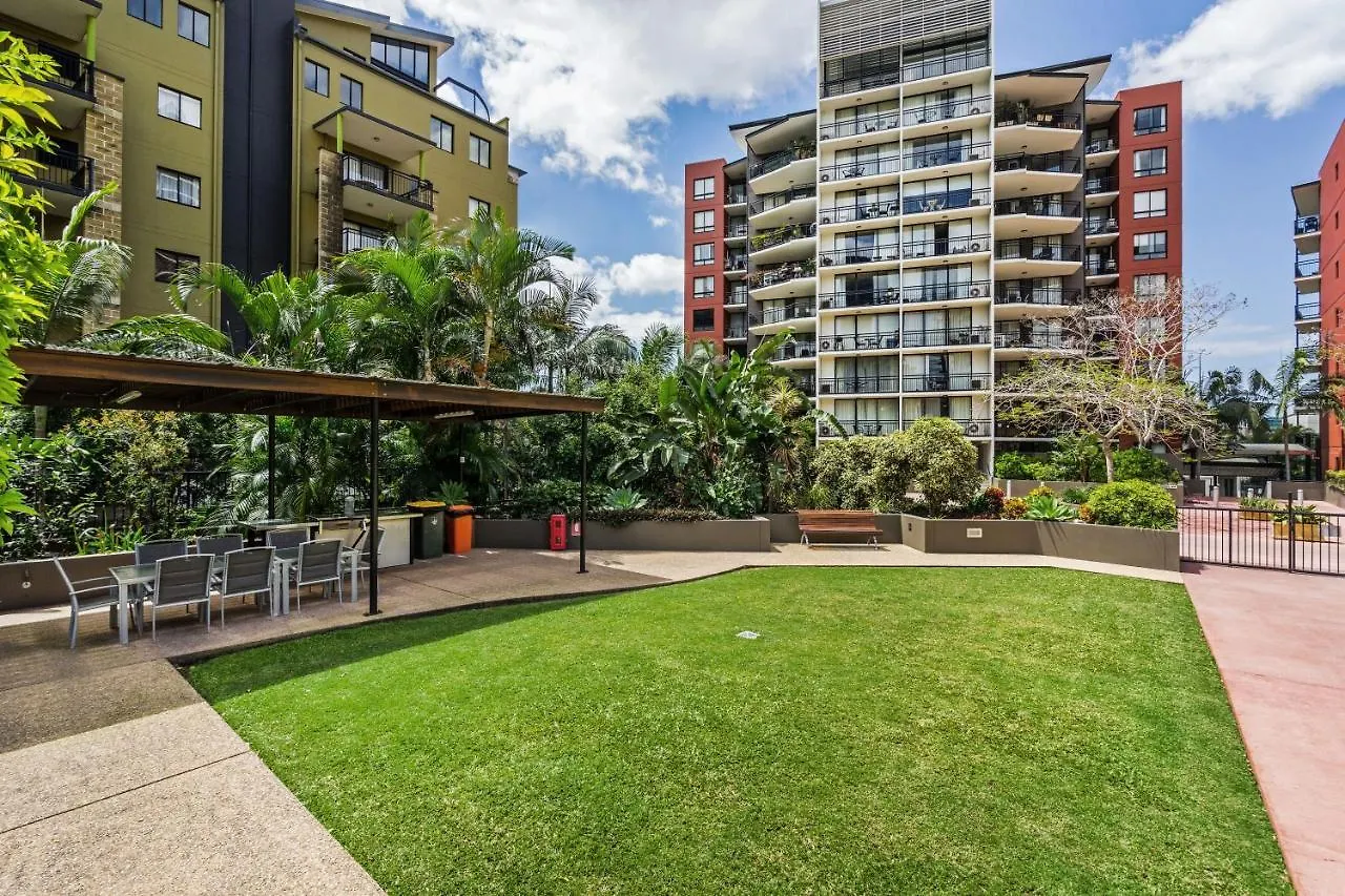 The Docks On Goodwin Aparthotel Brisbane