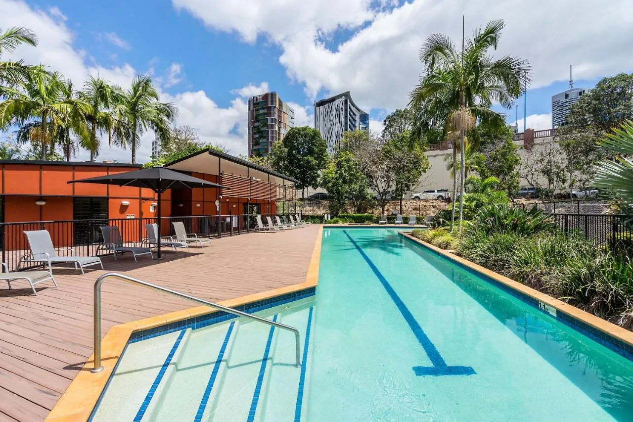 The Docks On Goodwin Aparthotel Brisbane 4*,  Australia
