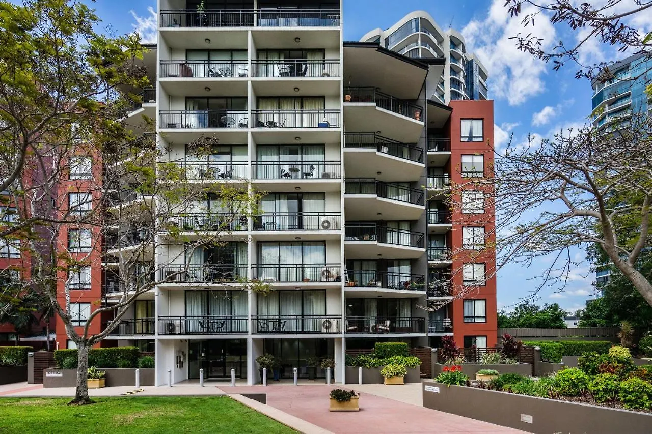 The Docks On Goodwin Aparthotel Brisbane