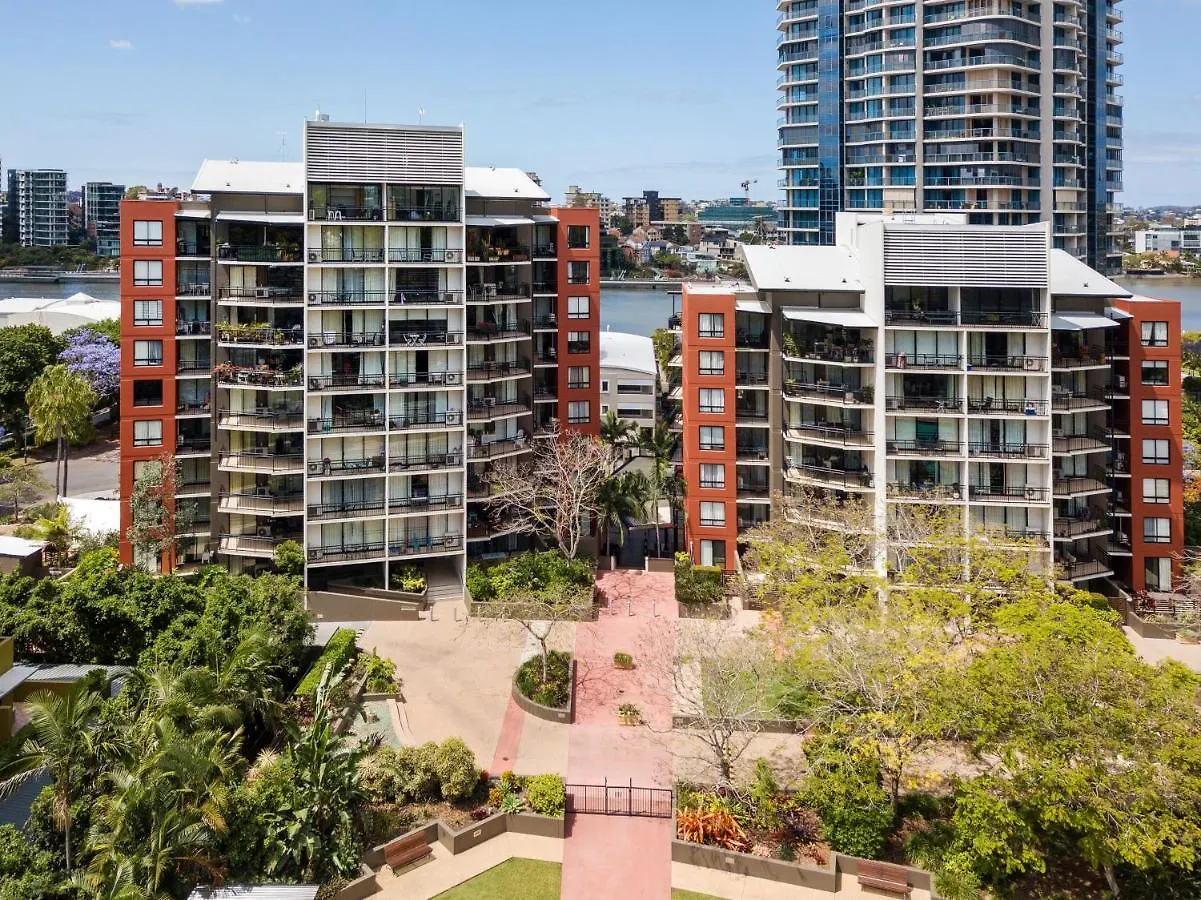 The Docks On Goodwin Aparthotel Brisbane 4*,