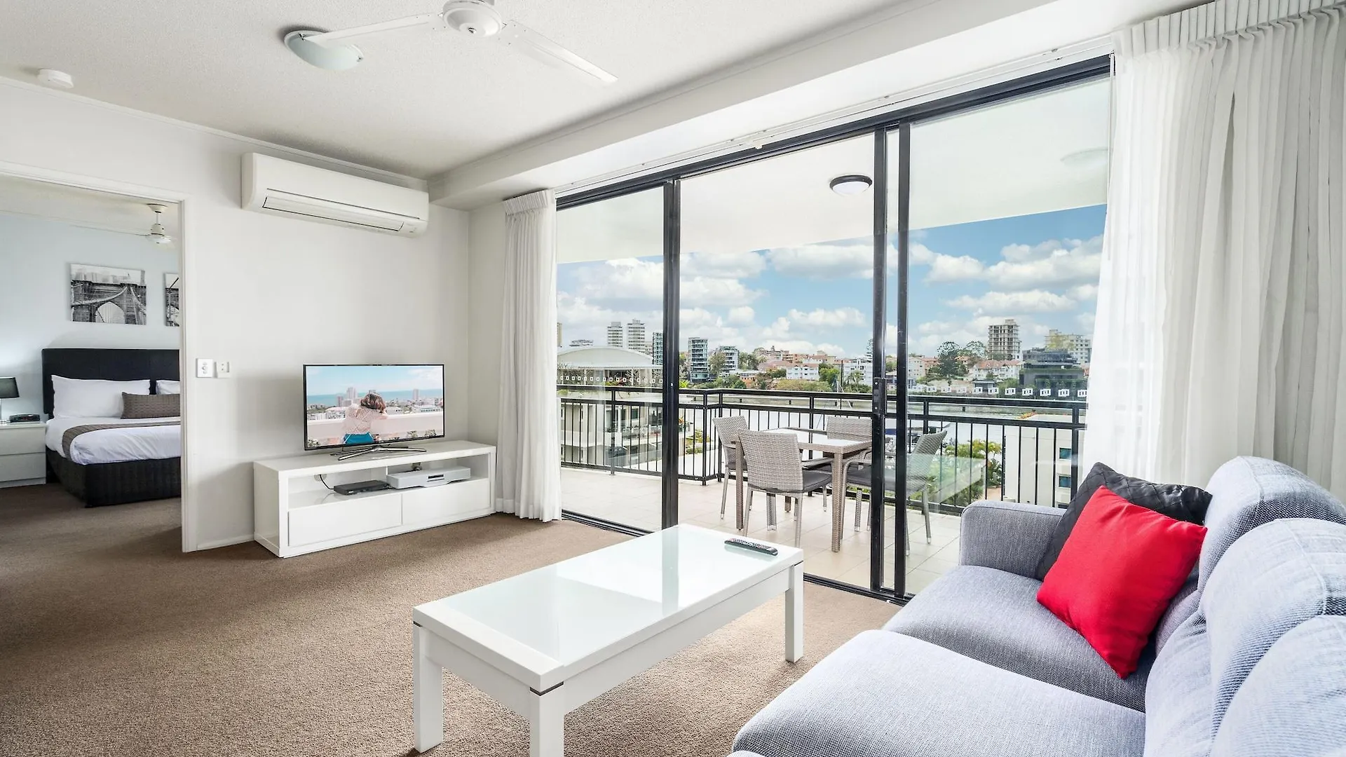 The Docks On Goodwin Aparthotel Brisbane Australia