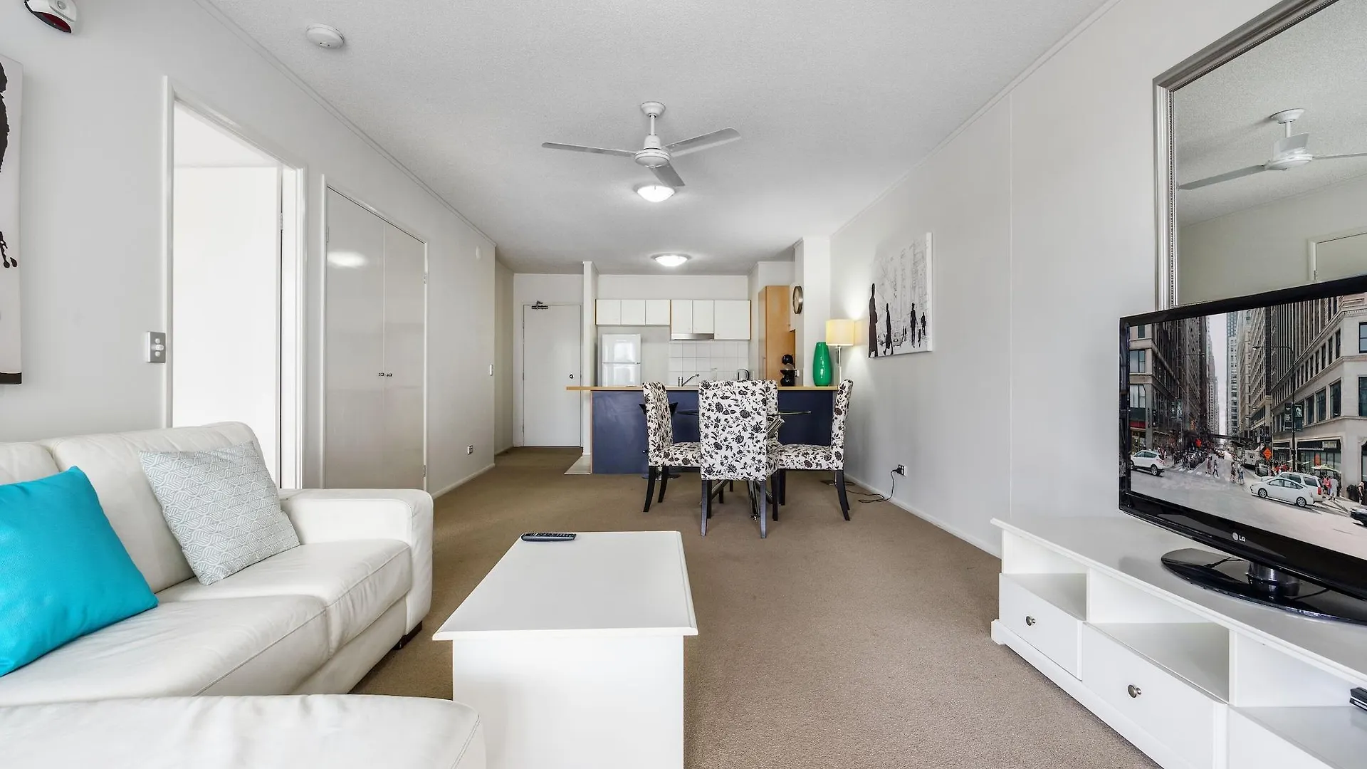 The Docks On Goodwin Aparthotel Brisbane