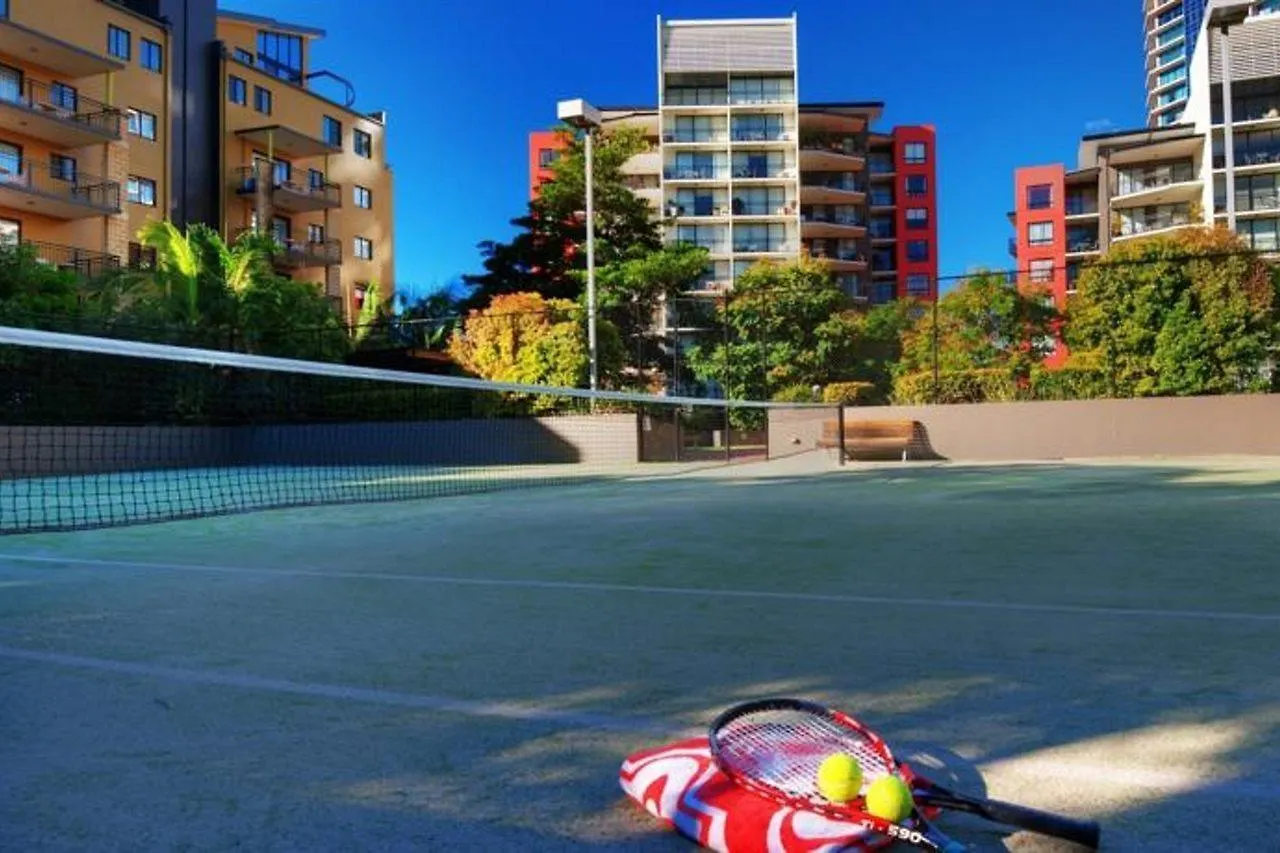 ****  The Docks On Goodwin Aparthotel Brisbane Australia